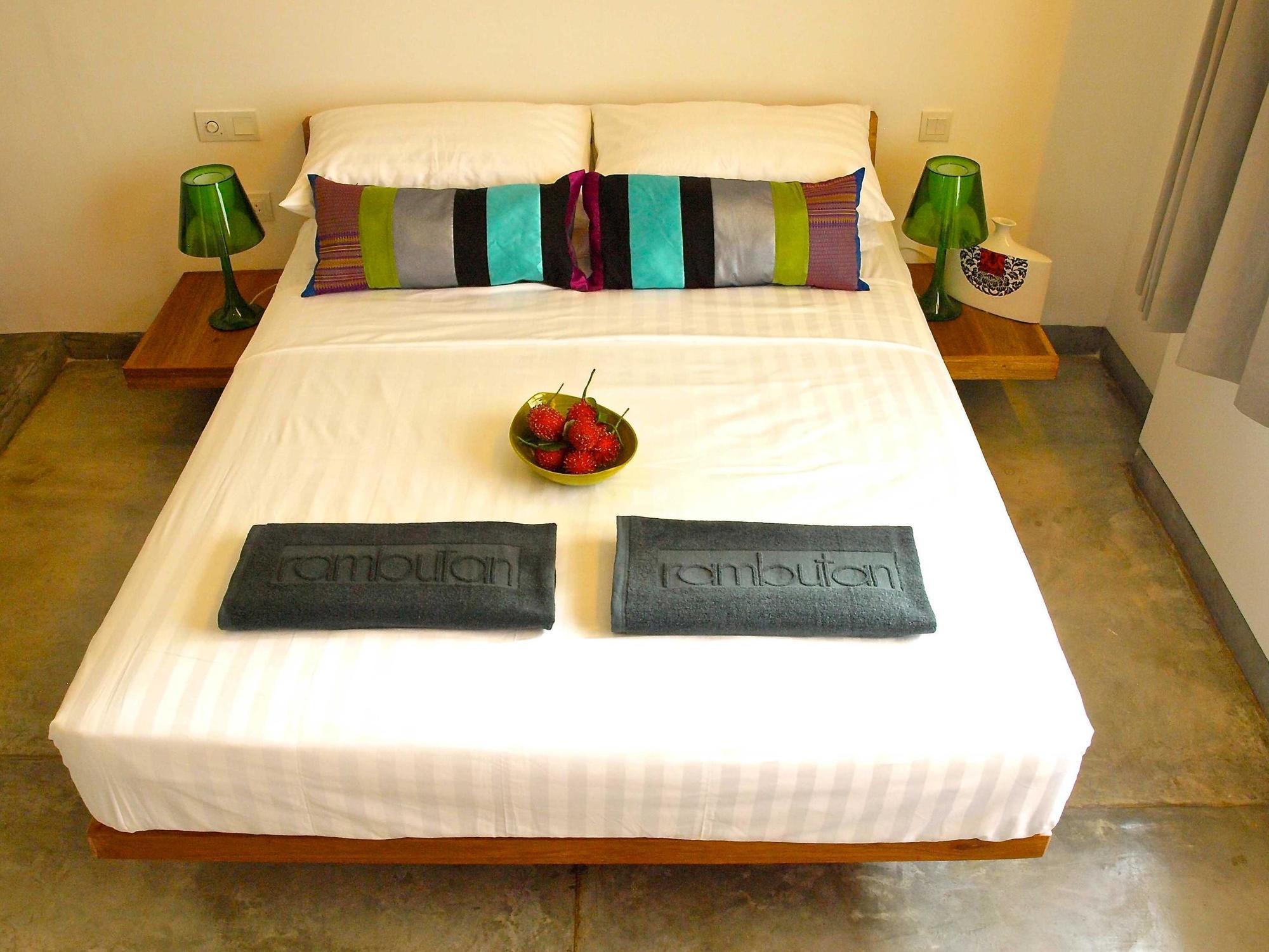 แรมบูแทน รีสอร์ต พนมเปญ Hotel ภายนอก รูปภาพ