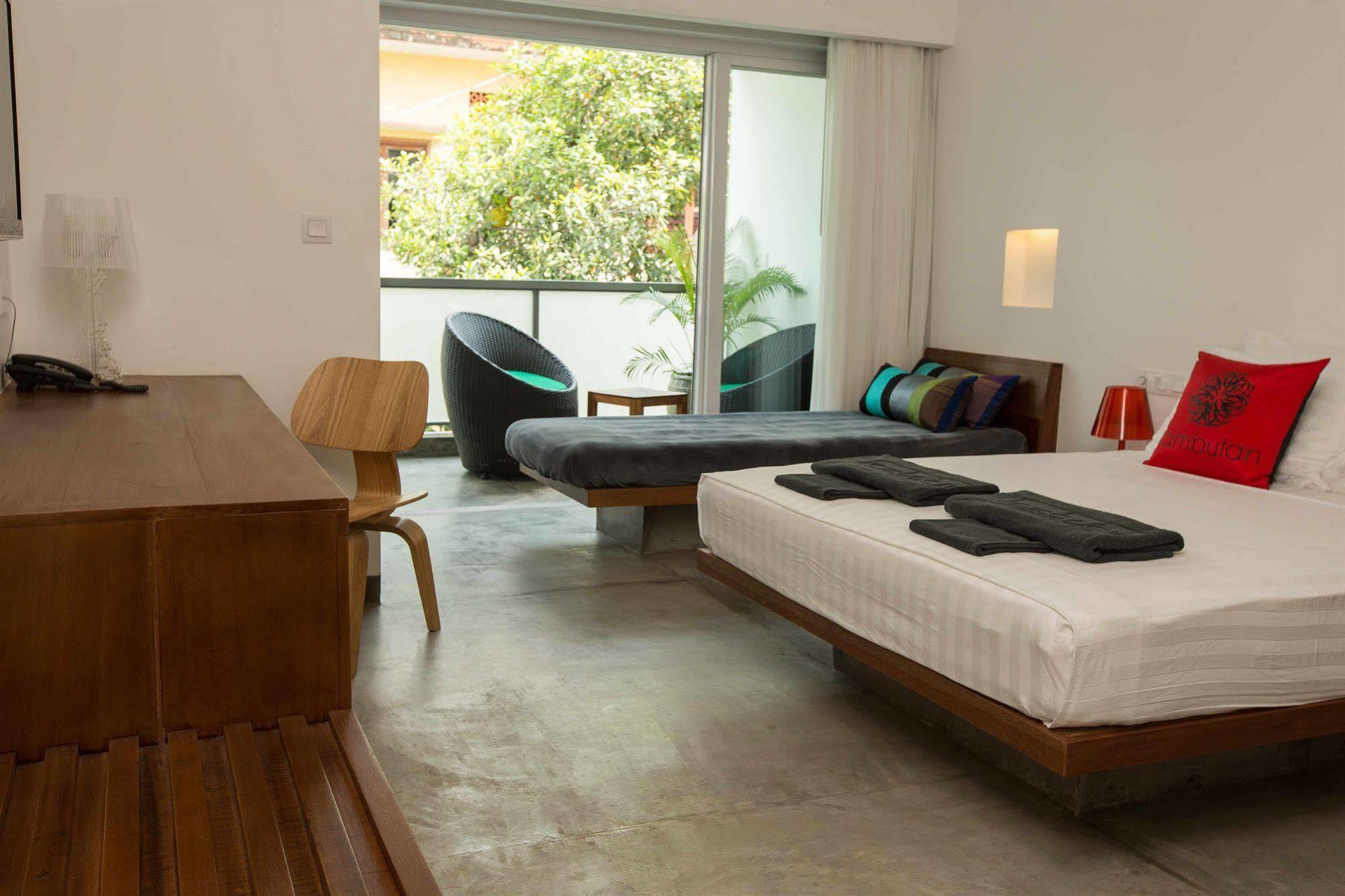 แรมบูแทน รีสอร์ต พนมเปญ Hotel ภายนอก รูปภาพ